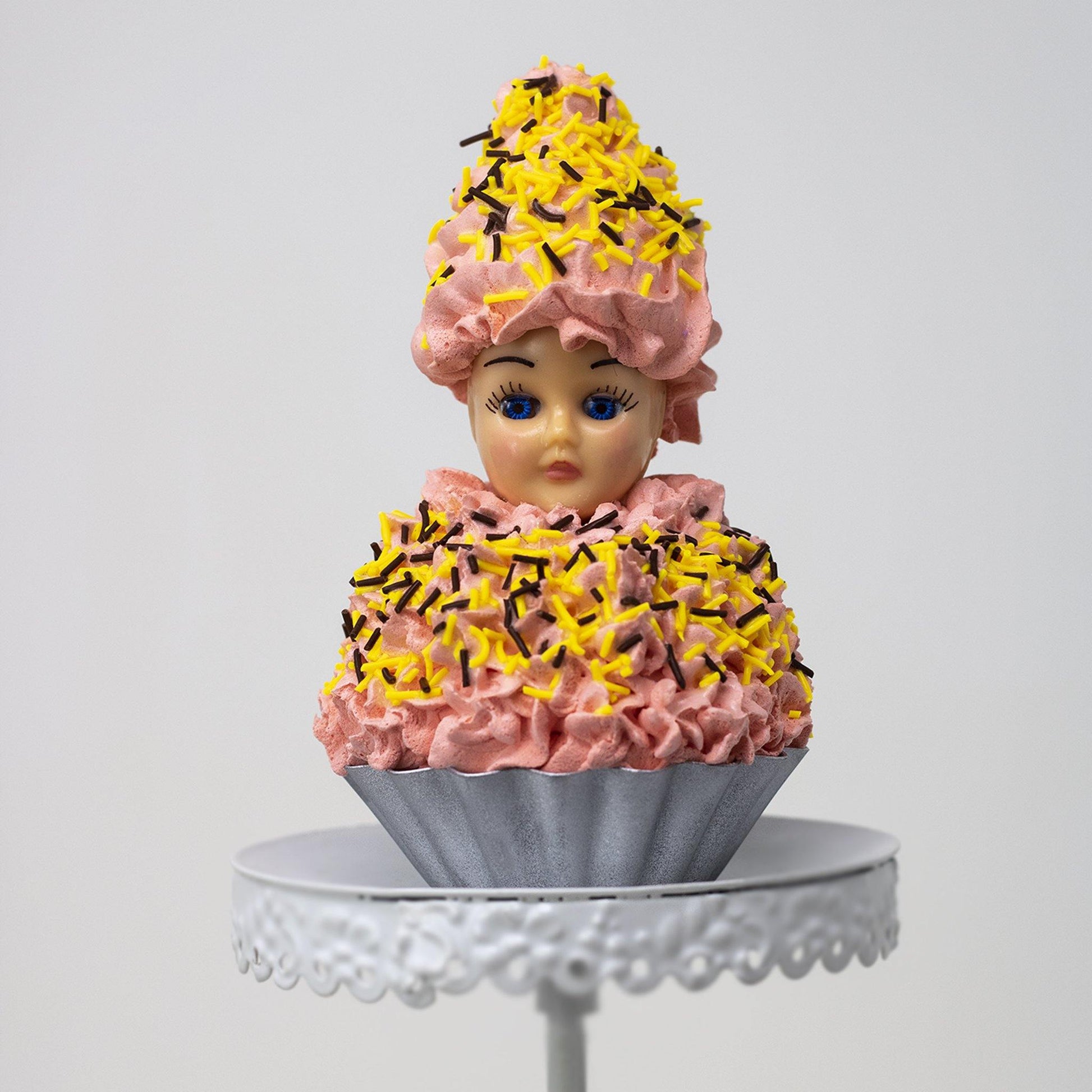 Babycakes Kitschy Vintage Cupcake Babies - Curio Memento