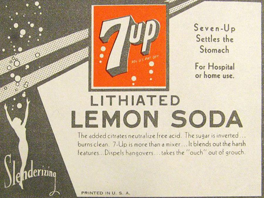 Vintage Bicentenial Green 7up Bottles - Curio Memento