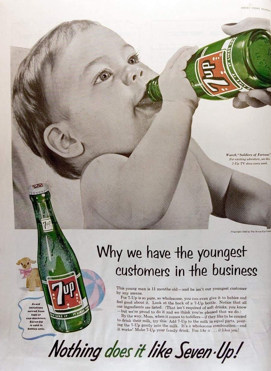 Vintage Bicentenial Green 7up Bottles - Curio Memento