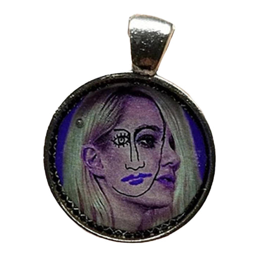 Two faced woman pendant with chain - Curio Memento