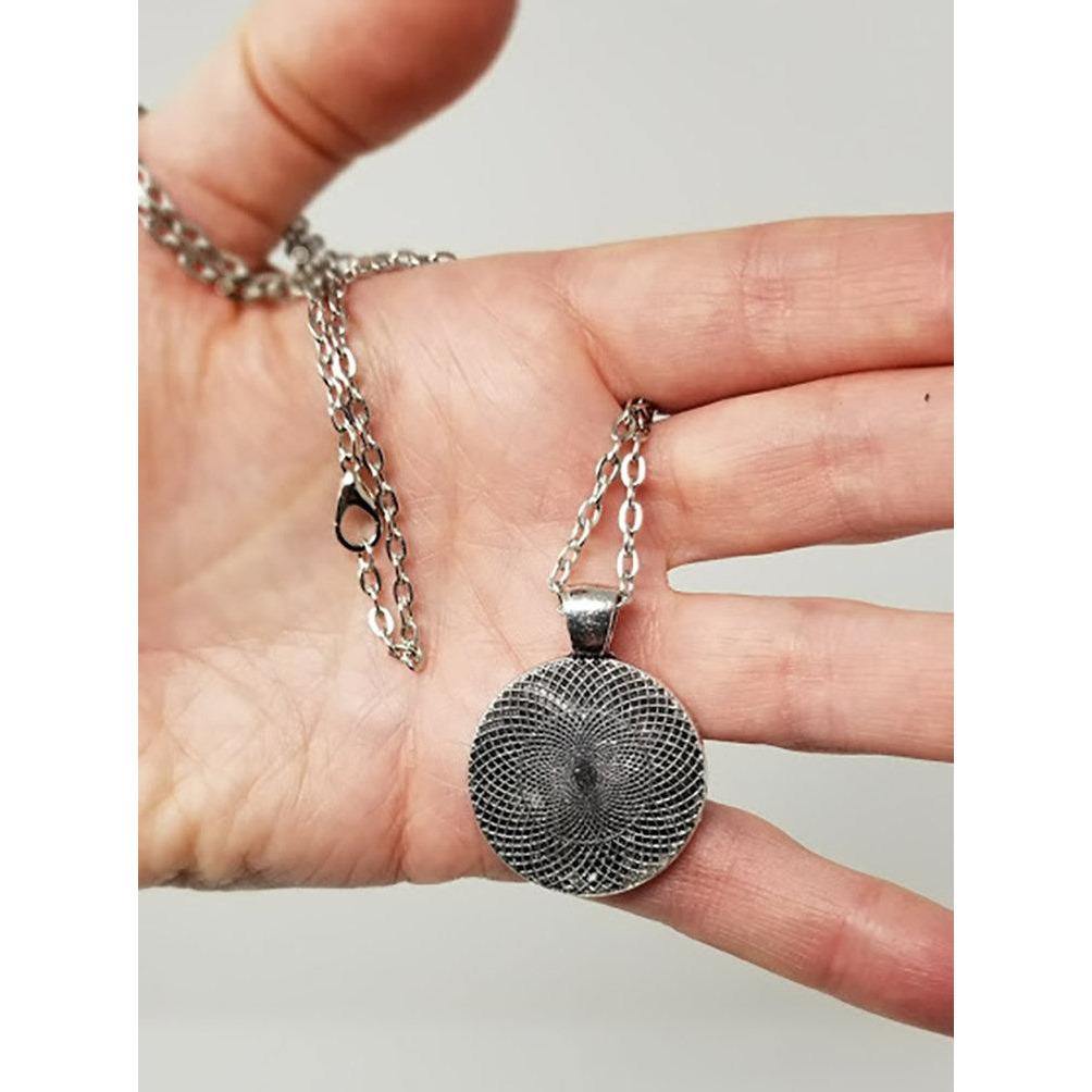 Avant-garde pendant with chain - Curio Memento